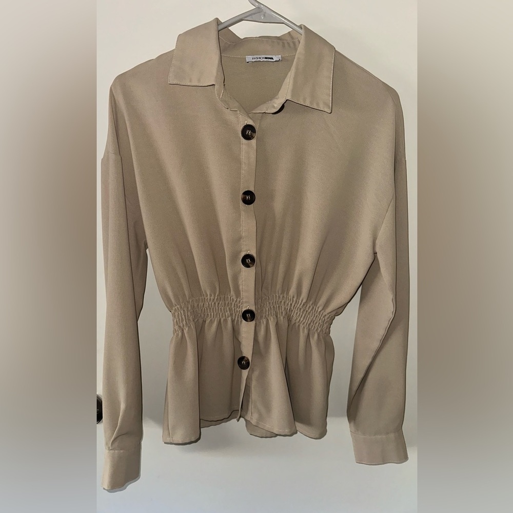 FASHION NOVA BUTTON DOWN
